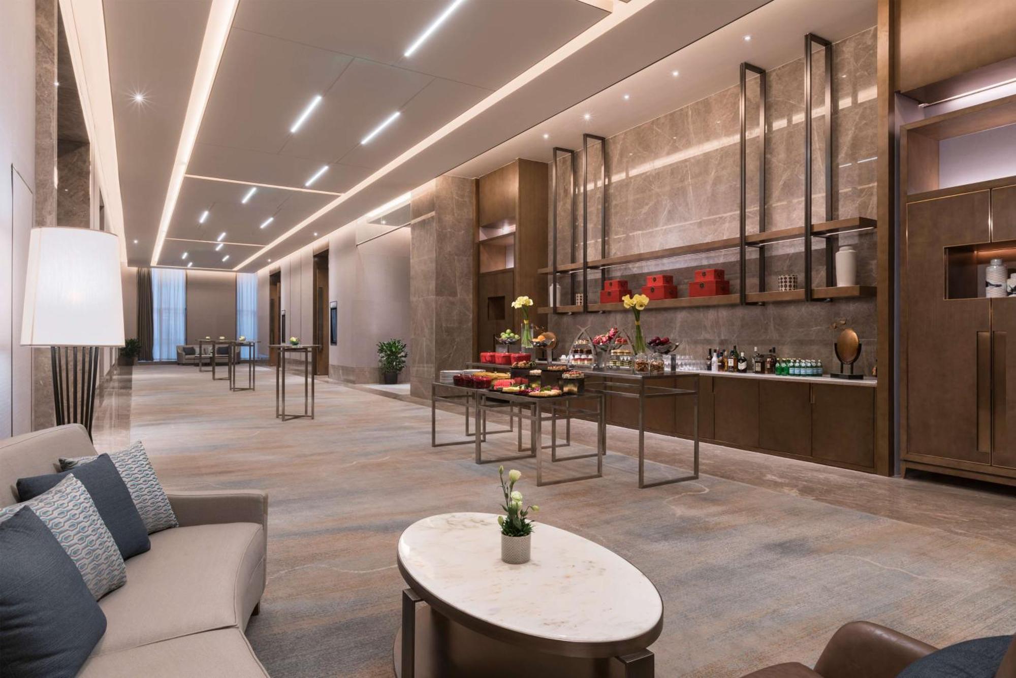 Doubletree By Hilton Hotel Shiyan Shiyan  Bagian luar foto