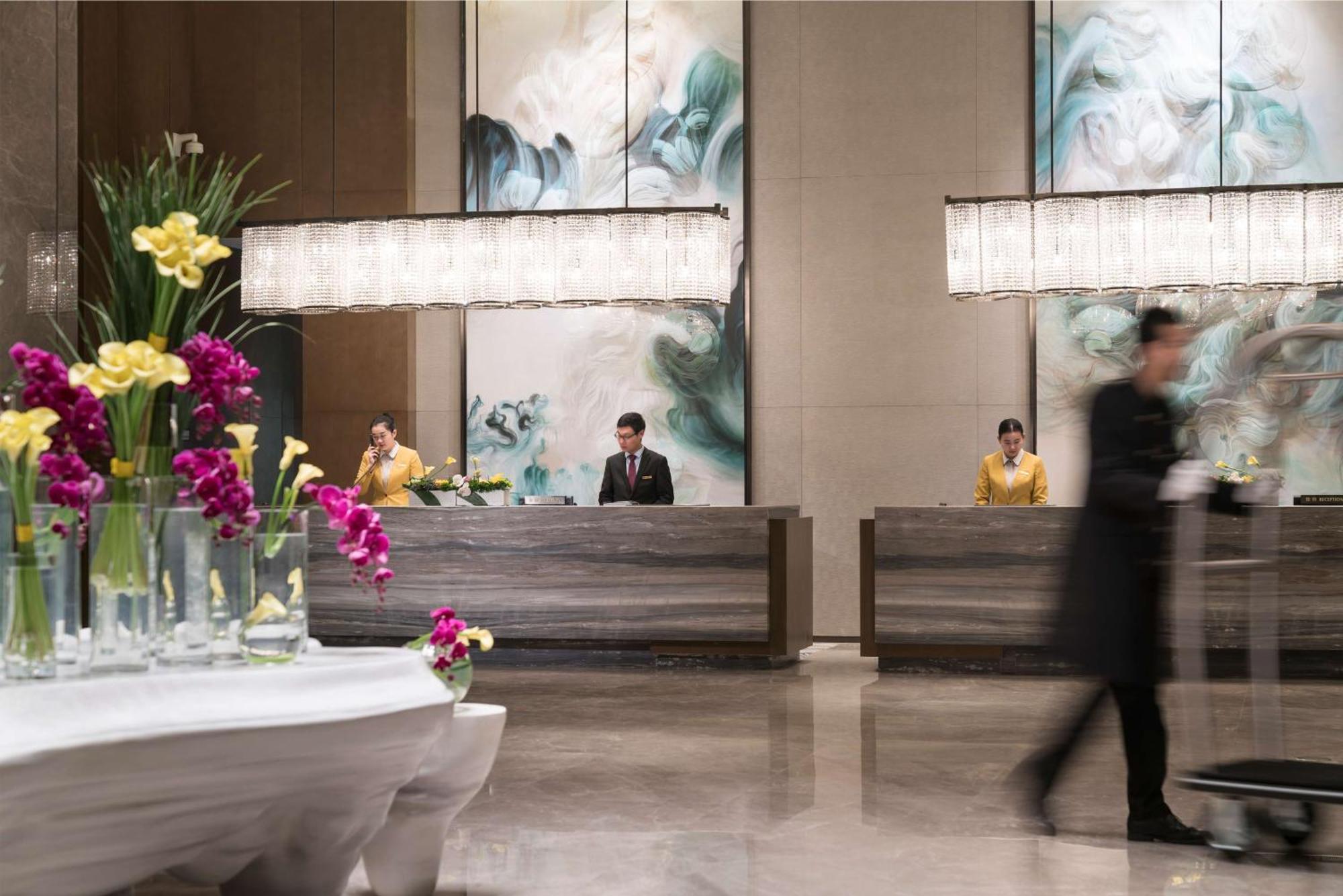 Doubletree By Hilton Hotel Shiyan Shiyan  Bagian luar foto